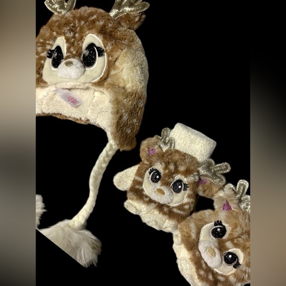 JUSTICE Girl's Deer Earflap Beanie Hat with Matching Gloves Set Cream One Sz EUC - Picture 8 of 15